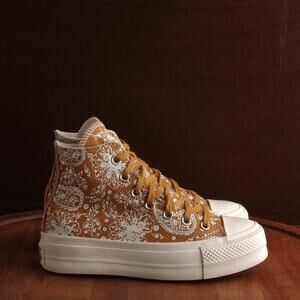 Converse Sneakers WMS SZ 6 Gold Paisley High Top Platform Shoes Bandana Casual